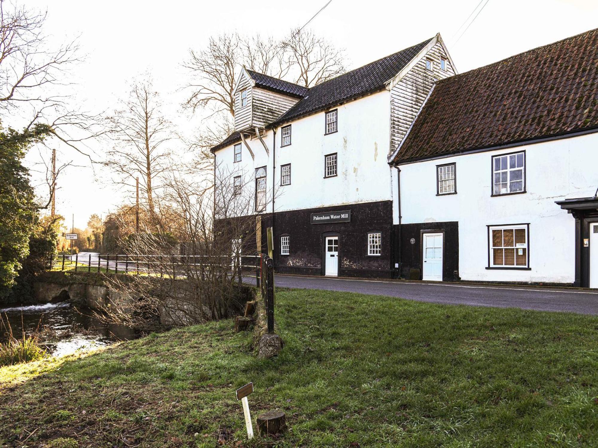 Little Dene Lodge By The Suffolk Cottage Collection Pakenham Εξωτερικό φωτογραφία